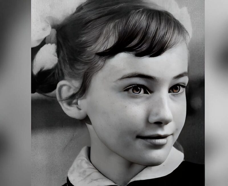 Эта маленькая, красивая девочка сейчас одна из самых знаменитых женщин страны: сможете ли вы угадать кто она